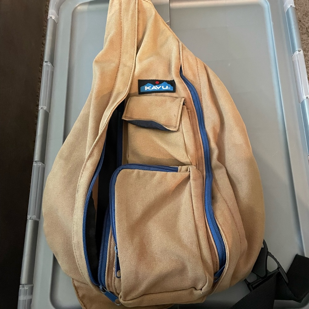 Kavu rope sling bag